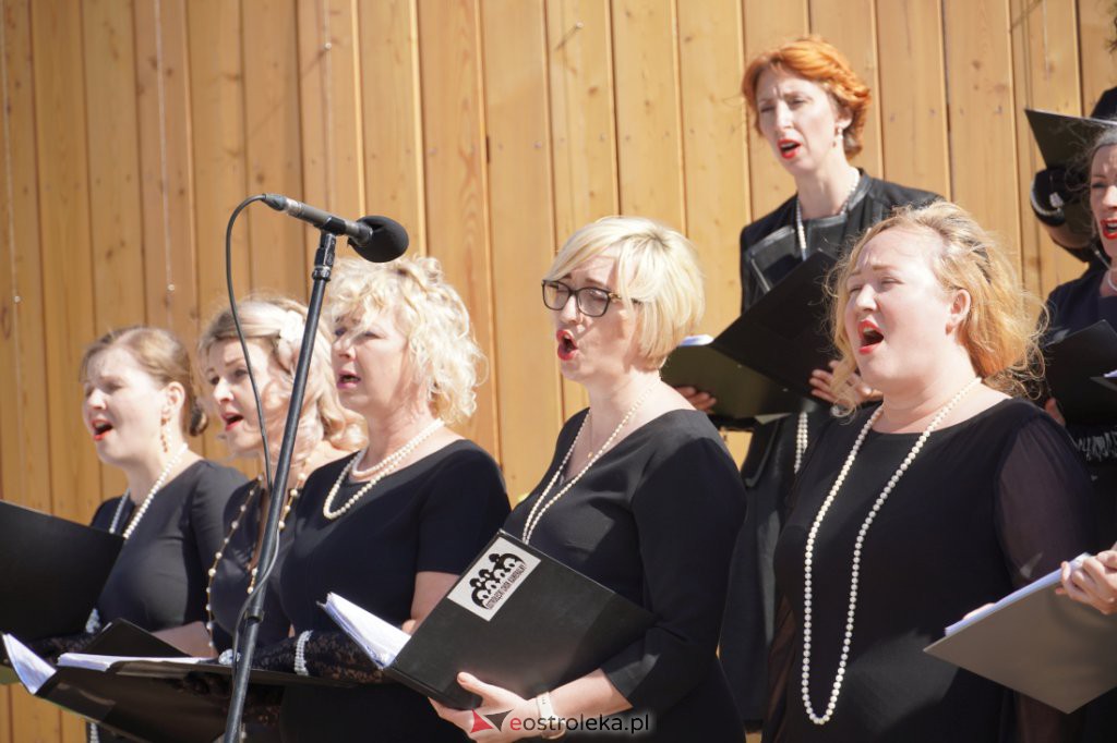 Koncert piosenek XX-lecia międzywojennego [13.06.2021] - zdjęcie #16 - eOstroleka.pl