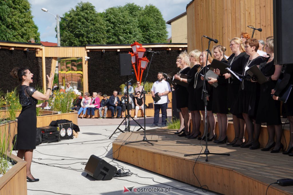 Koncert piosenek XX-lecia międzywojennego [13.06.2021] - zdjęcie #2 - eOstroleka.pl