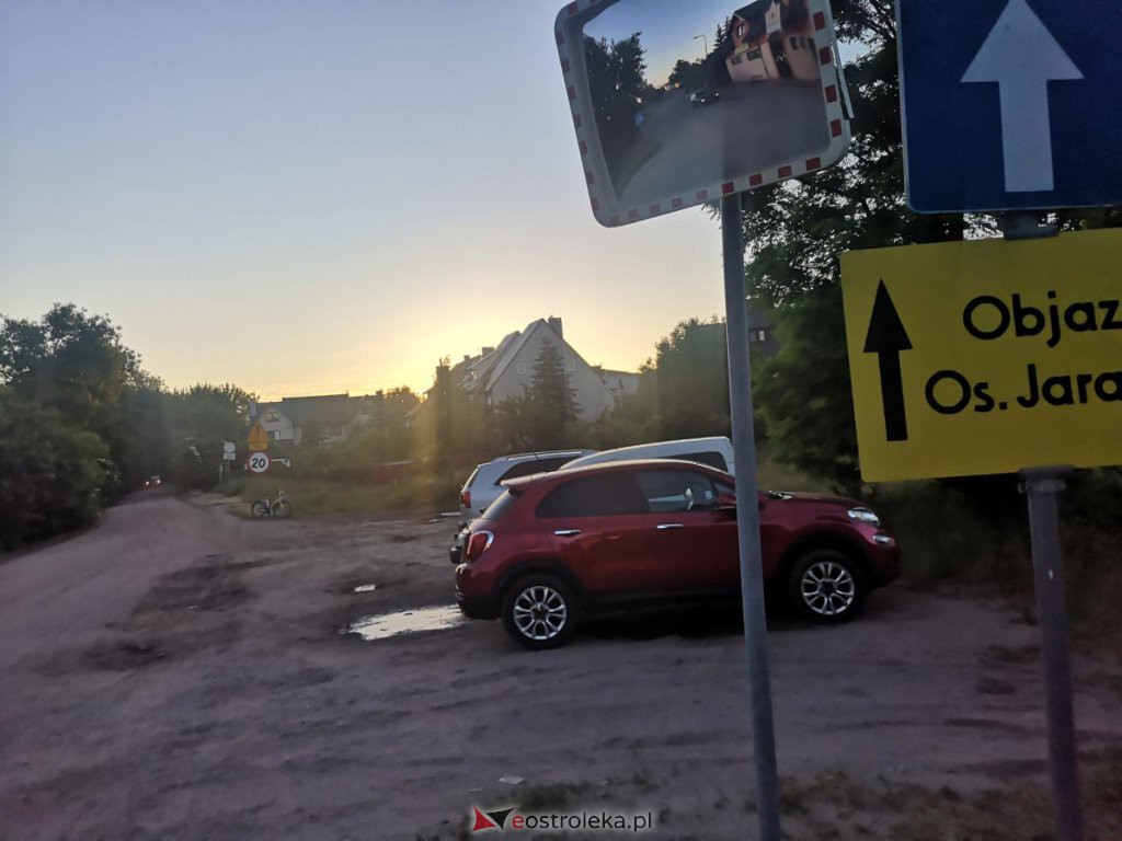 Oznakowanie na objeździe wprowadza w błąd [15.06.2021] - zdjęcie #2 - eOstroleka.pl