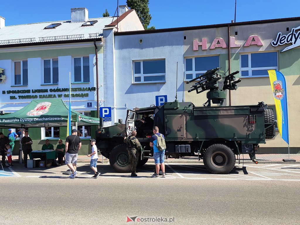 Pokaz sprzętu wojskowego przy II SLO [16.06.2021 r.] - zdjęcie #1 - eOstroleka.pl