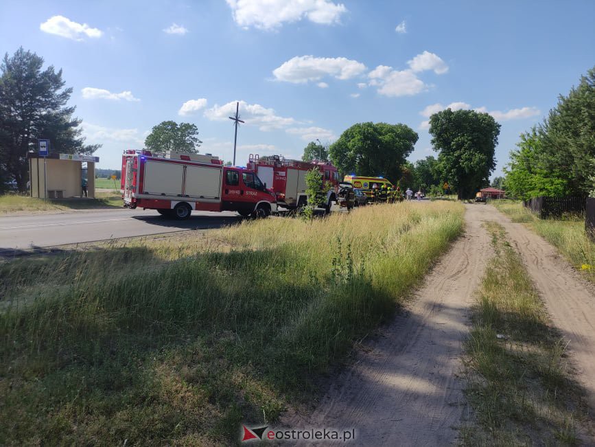 Wypadek na trasie mazurskiej między Myszyńcem a Kadzidłem. Na DK-53 obowiązuje ruch wahadłowy [20.06.2021] - zdjęcie #12 - eOstroleka.pl