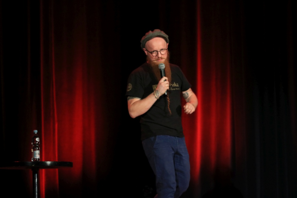 Wieczór stand-up w Ostrołęckim Centrum Kultury [21.06.2021] - zdjęcie #11 - eOstroleka.pl
