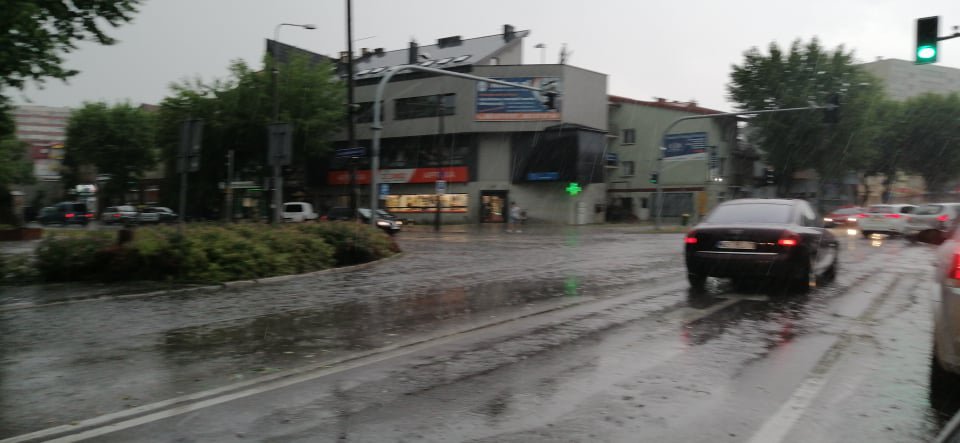 Burza nad Ostrołęką. Zdjęcia czytelników [23.06.2021] - zdjęcie #5 - eOstroleka.pl