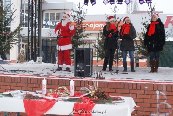 Miejska Wigilia(18-12-2010) - zdjęcie #43 - eOstroleka.pl