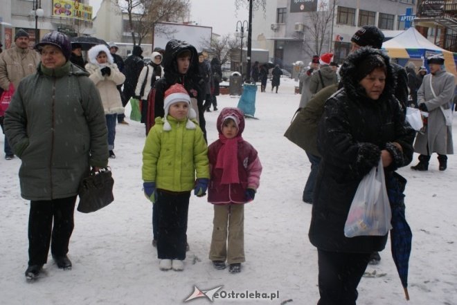 Miejska Wigilia(18-12-2010) - zdjęcie #71 - eOstroleka.pl