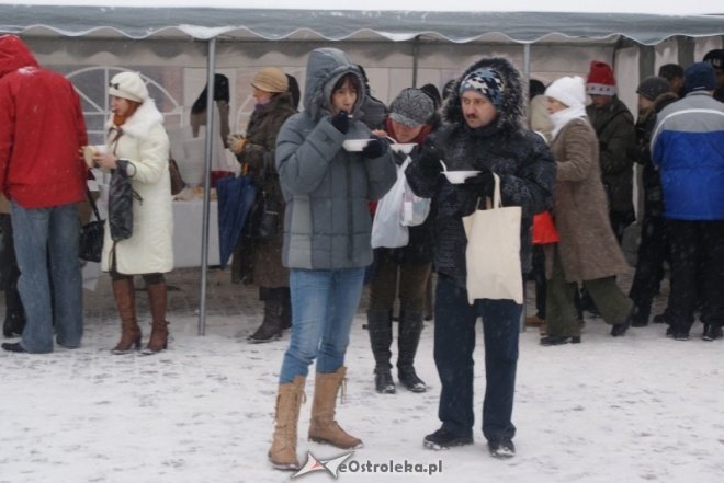 Miejska Wigilia(18-12-2010) - zdjęcie #62 - eOstroleka.pl