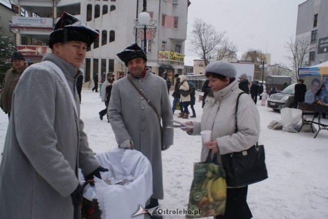 Miejska Wigilia(18-12-2010) - zdjęcie #61 - eOstroleka.pl