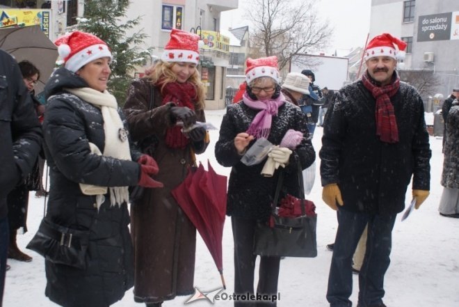 Miejska Wigilia(18-12-2010) - zdjęcie #59 - eOstroleka.pl
