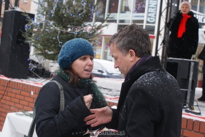 Miejska Wigilia(18-12-2010) - zdjęcie #52 - eOstroleka.pl