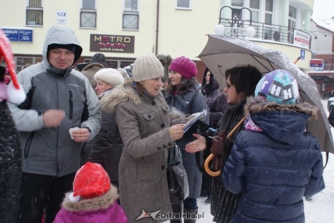 Miejska Wigilia(18-12-2010) - zdjęcie #49 - eOstroleka.pl