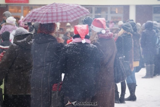 Miejska Wigilia(18-12-2010) - zdjęcie #20 - eOstroleka.pl