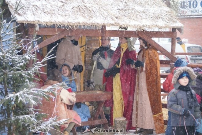 Miejska Wigilia(18-12-2010) - zdjęcie #14 - eOstroleka.pl