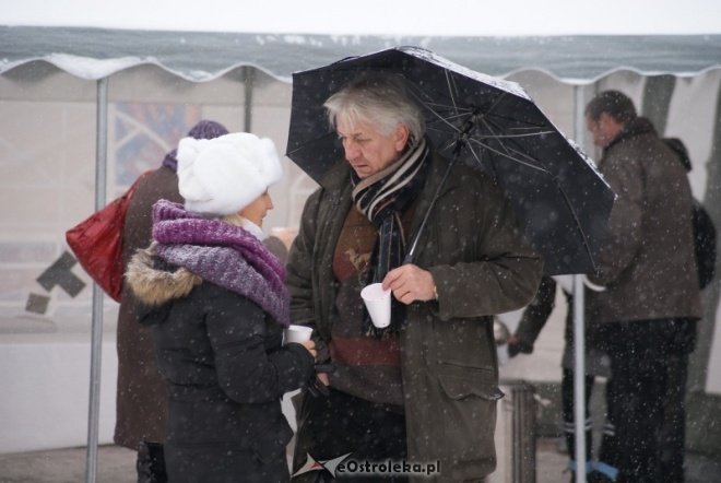 Miejska Wigilia(18-12-2010) - zdjęcie #11 - eOstroleka.pl