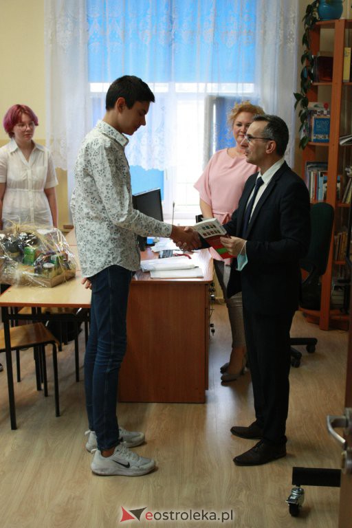 Zakończenie roku szkolnego w tzw. „małym ogólniaku” [25.06.2021] - zdjęcie #58 - eOstroleka.pl