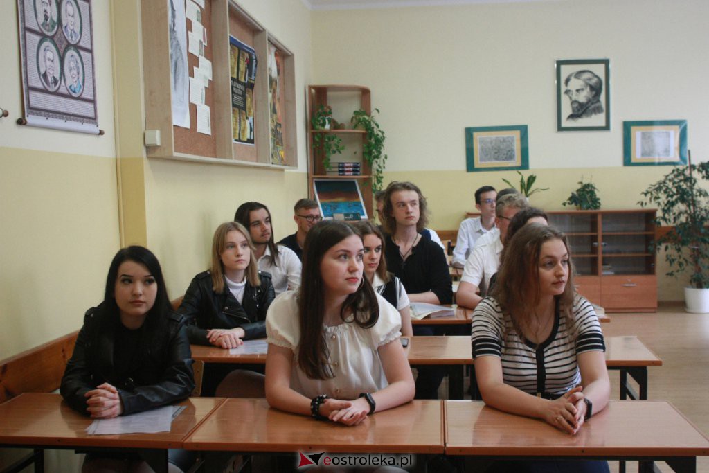 Zakończenie roku szkolnego w tzw. „małym ogólniaku” [25.06.2021] - zdjęcie #18 - eOstroleka.pl