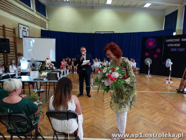 Zakończenie roku szkolnego w SP nr 1 [25.06.2021] - zdjęcie #23 - eOstroleka.pl