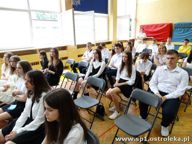 Zakończenie roku szkolnego w SP nr 1 [25.06.2021] - zdjęcie #36 - eOstroleka.pl