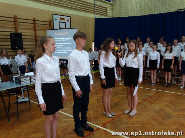 Zakończenie roku szkolnego w SP nr 1 [25.06.2021] - zdjęcie #43 - eOstroleka.pl