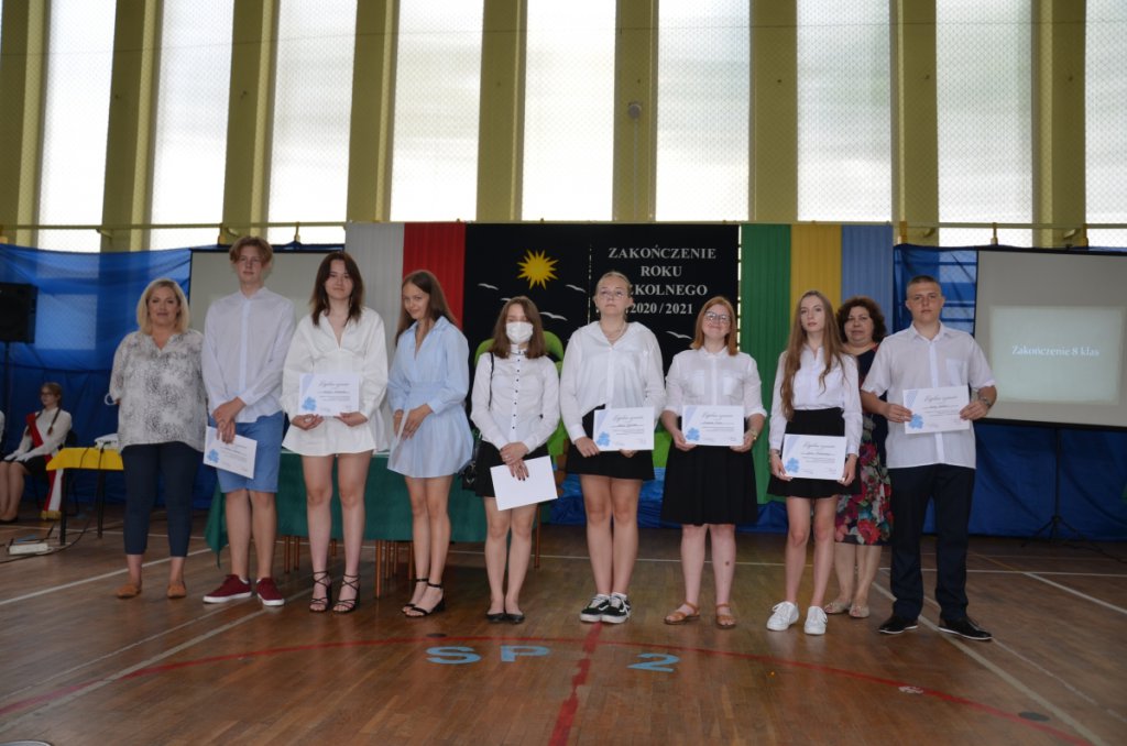 Zakończenie roku szkolnego w SP nr 2 [25.06.2021] - zdjęcie #19 - eOstroleka.pl