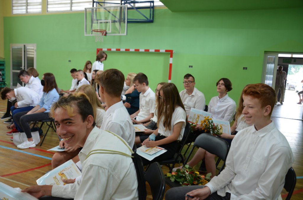 Zakończenie roku szkolnego w SP nr 2 [25.06.2021] - zdjęcie #44 - eOstroleka.pl