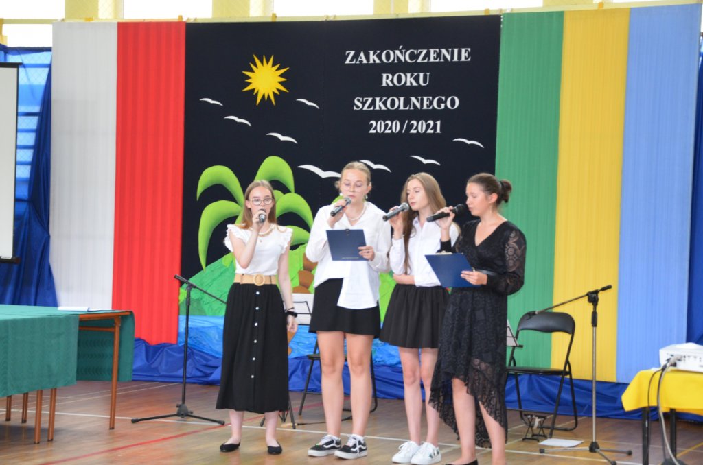 Zakończenie roku szkolnego w SP nr 2 [25.06.2021] - zdjęcie #54 - eOstroleka.pl