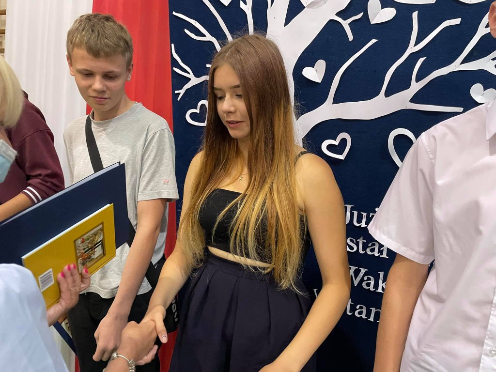 Zakończenie roku szkolnego w SP nr 5 [25.06.2021] - zdjęcie #62 - eOstroleka.pl