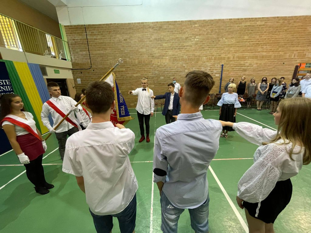 Zakończenie roku szkolnego w SP nr 5 [25.06.2021] - zdjęcie #49 - eOstroleka.pl