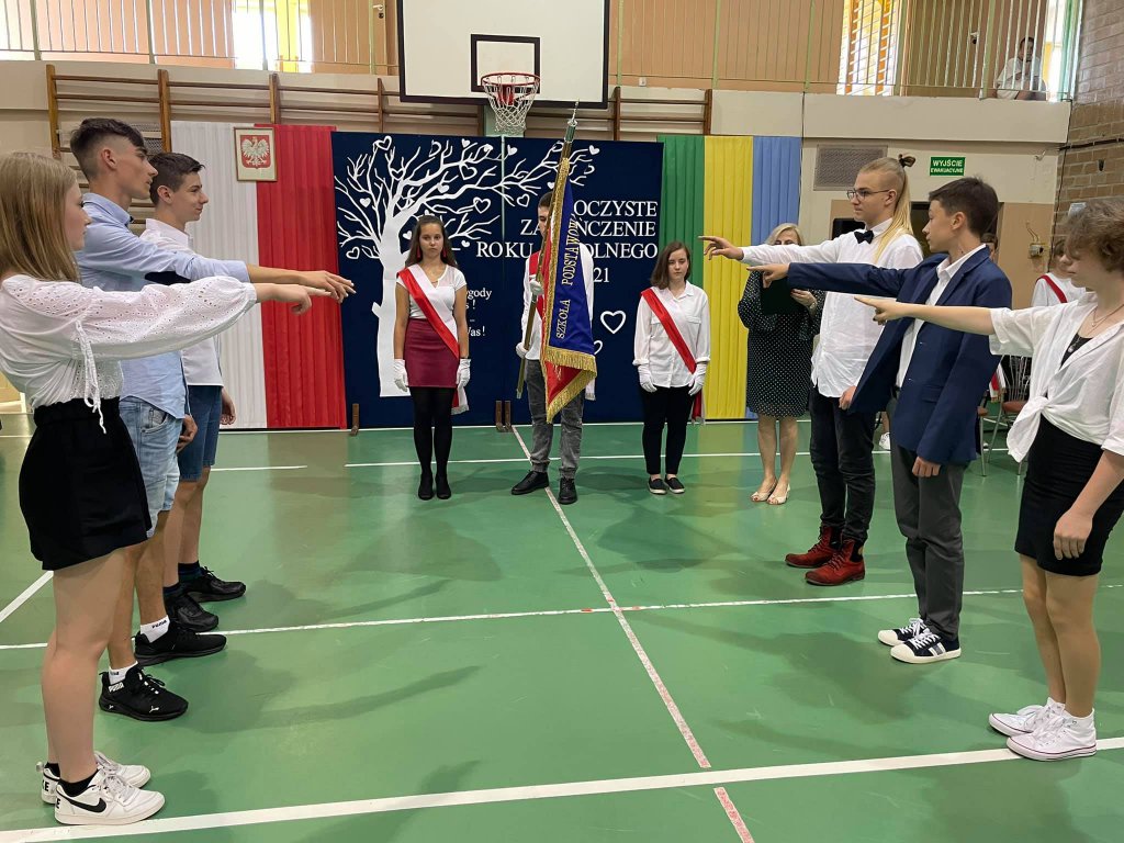 Zakończenie roku szkolnego w SP nr 5 [25.06.2021] - zdjęcie #7 - eOstroleka.pl