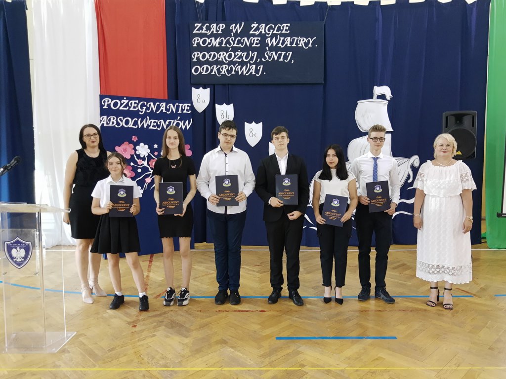 Zakończenie roku szkolnego w SP nr 6 [25.06.2021] - zdjęcie #3 - eOstroleka.pl