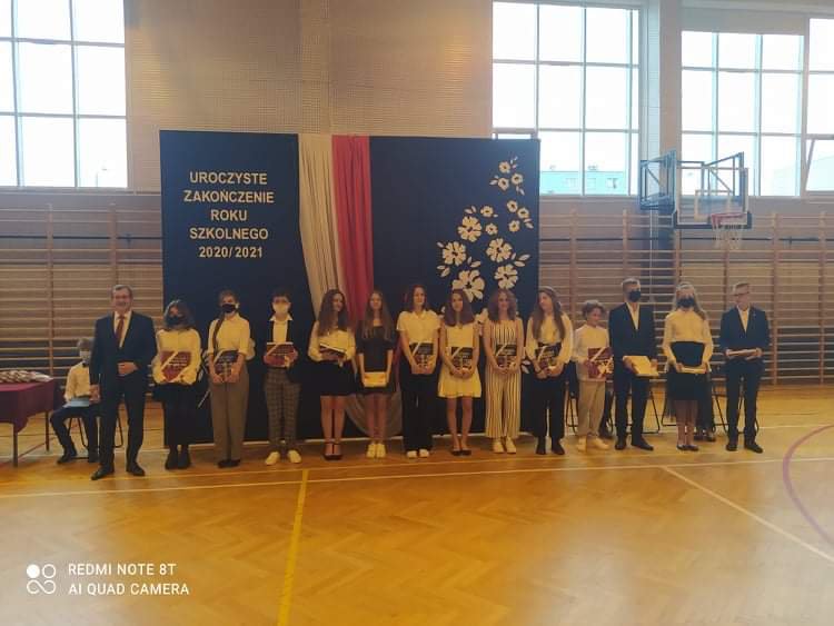 Zakończenie roku szkolnego w SP nr 10 [25.06.2021] - zdjęcie #6 - eOstroleka.pl