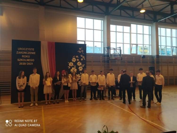 Zakończenie roku szkolnego w SP nr 10 [25.06.2021] - zdjęcie #28 - eOstroleka.pl