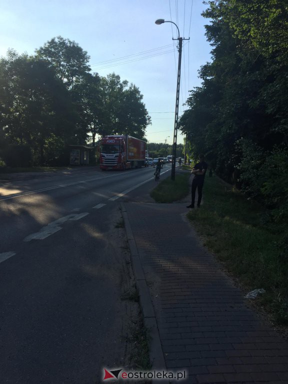 Uwaga kierowcy. Przy wjeździe do Ostrołęki doszło do wypadku. Są ogromne korki [28.06.2021] - zdjęcie #3 - eOstroleka.pl