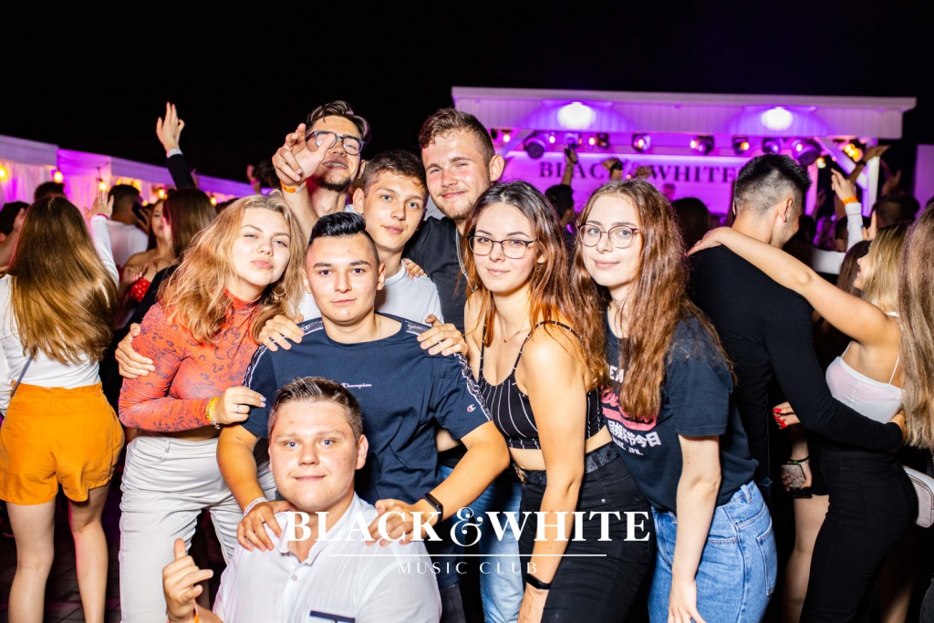 Malik Montana w Clubie Black&White [01.07.2021] - zdjęcie #11 - eOstroleka.pl