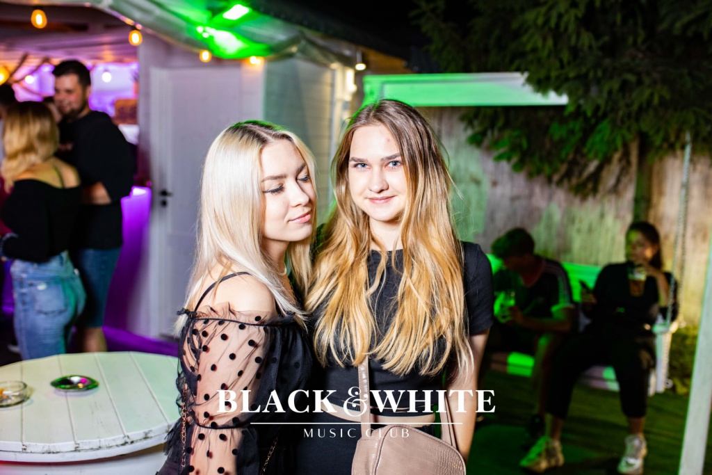 Malik Montana w Clubie Black&White [01.07.2021] - zdjęcie #2 - eOstroleka.pl