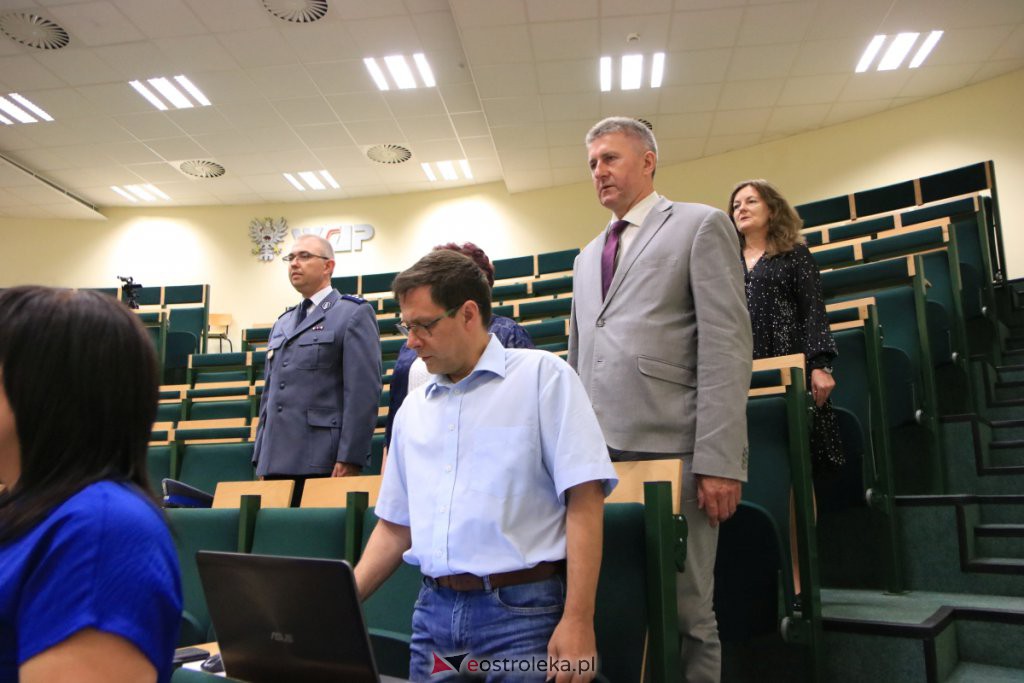 Uroczyste posiedzenie senatu WSAP na zakończenie roku akademickiego [03.07.2021] - zdjęcie #12 - eOstroleka.pl