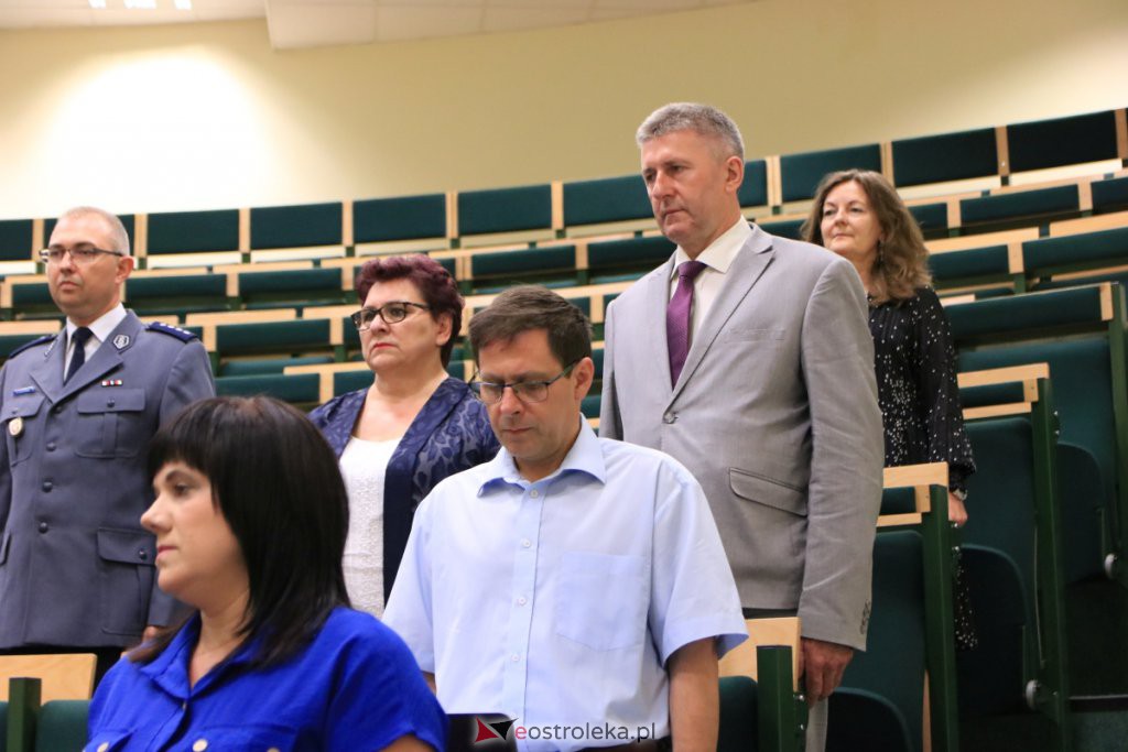 Uroczyste posiedzenie senatu WSAP na zakończenie roku akademickiego [03.07.2021] - zdjęcie #68 - eOstroleka.pl