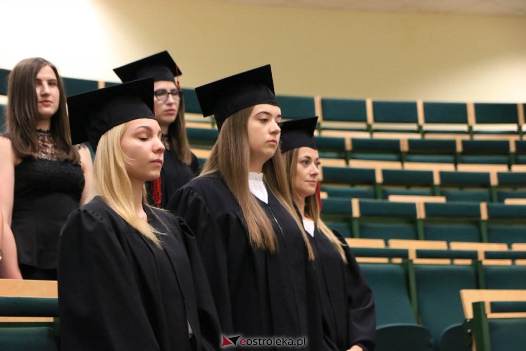 Uroczyste posiedzenie senatu WSAP na zakończenie roku akademickiego [03.07.2021] - zdjęcie #51 - eOstroleka.pl
