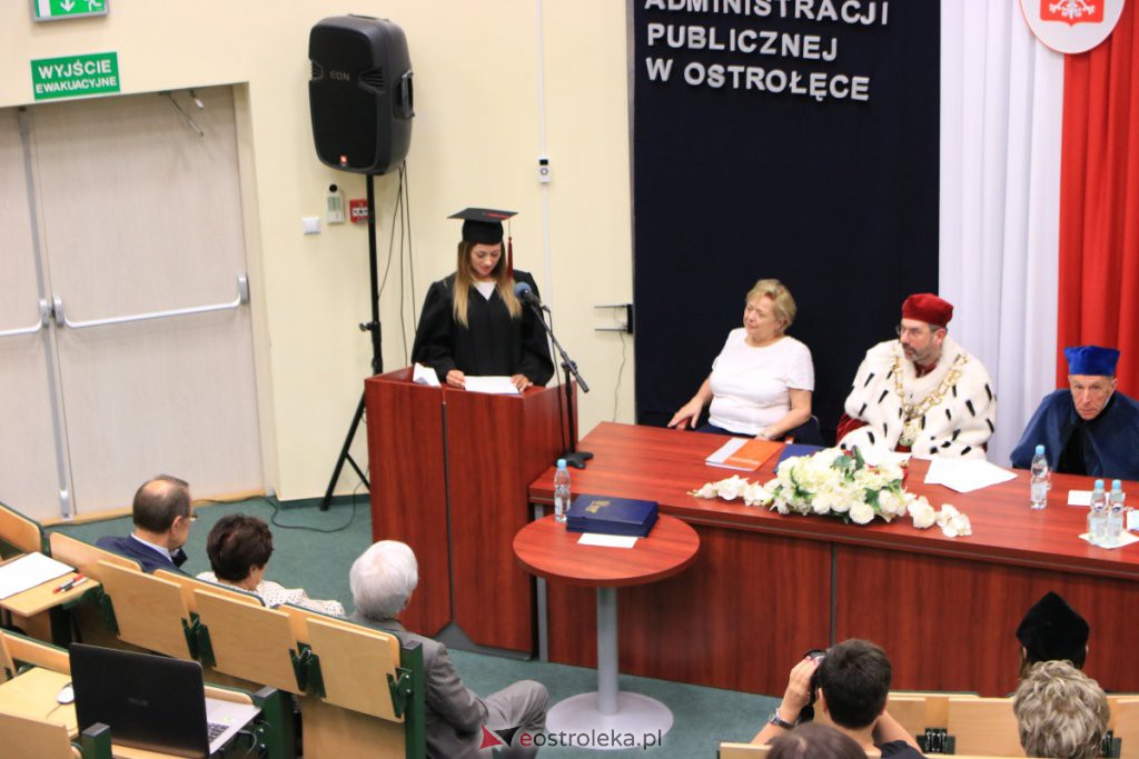 Uroczyste posiedzenie senatu WSAP na zakończenie roku akademickiego [03.07.2021] - zdjęcie #41 - eOstroleka.pl