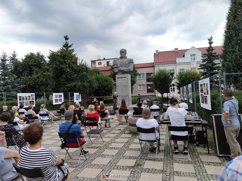 Art Czwartek - koncert Beaty Banasik [08.07.2021] - zdjęcie #2 - eOstroleka.pl
