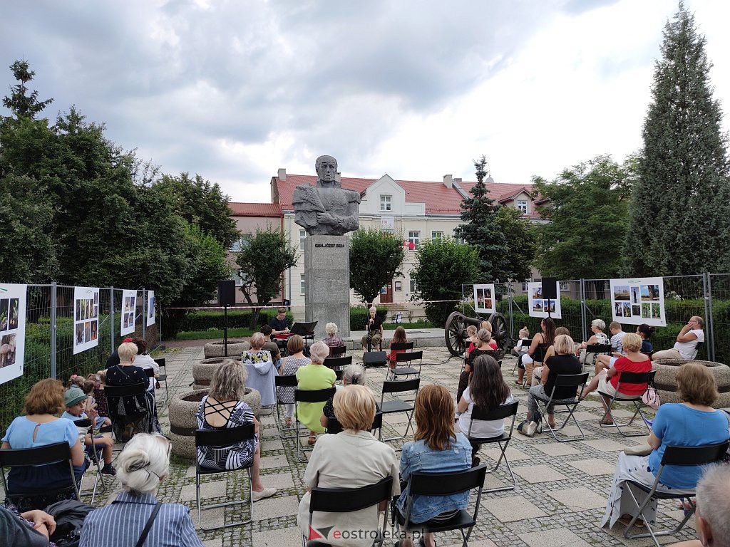 Art Czwartek - koncert Beaty Banasik [08.07.2021] - zdjęcie #16 - eOstroleka.pl