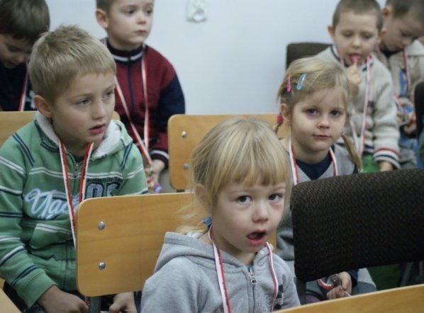 Przedszkolaki nr 15 w WKU - zdjęcie #44 - eOstroleka.pl