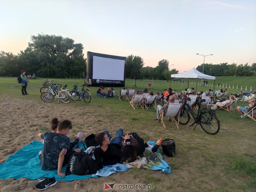 Kino letnie w Ostrołęce [10.07.2021] - zdjęcie #6 - eOstroleka.pl