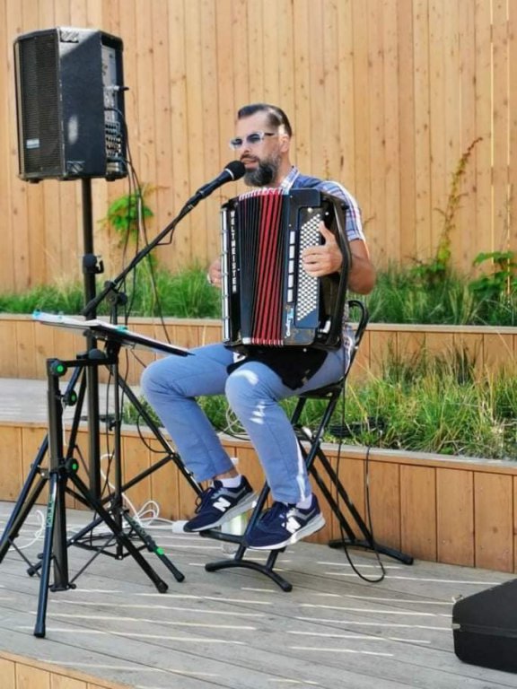 Trzeci koncert w tężni solankowej za nami. Wystąpił Michał Sawicki  - zdjęcie #14 - eOstroleka.pl