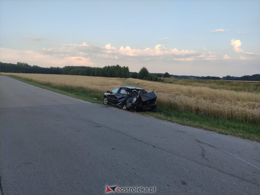 Wypadek na przejeździe kolejowym w Grucelach [12.07.2021] - zdjęcie #2 - eOstroleka.pl