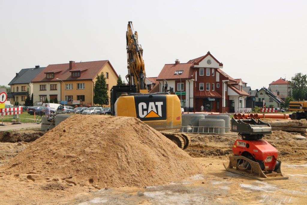 Fotoraport z budowy ronda na ulicy Goworowskiej [14.07.2021] - zdjęcie #14 - eOstroleka.pl