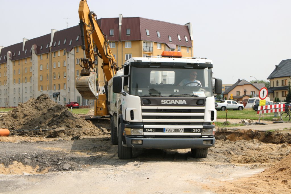 Fotoraport z budowy ronda na ulicy Goworowskiej [14.07.2021] - zdjęcie #15 - eOstroleka.pl
