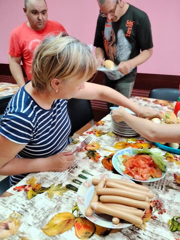 Trening kulinarny w ŚDS w Czarnowie - zdjęcie #12 - eOstroleka.pl
