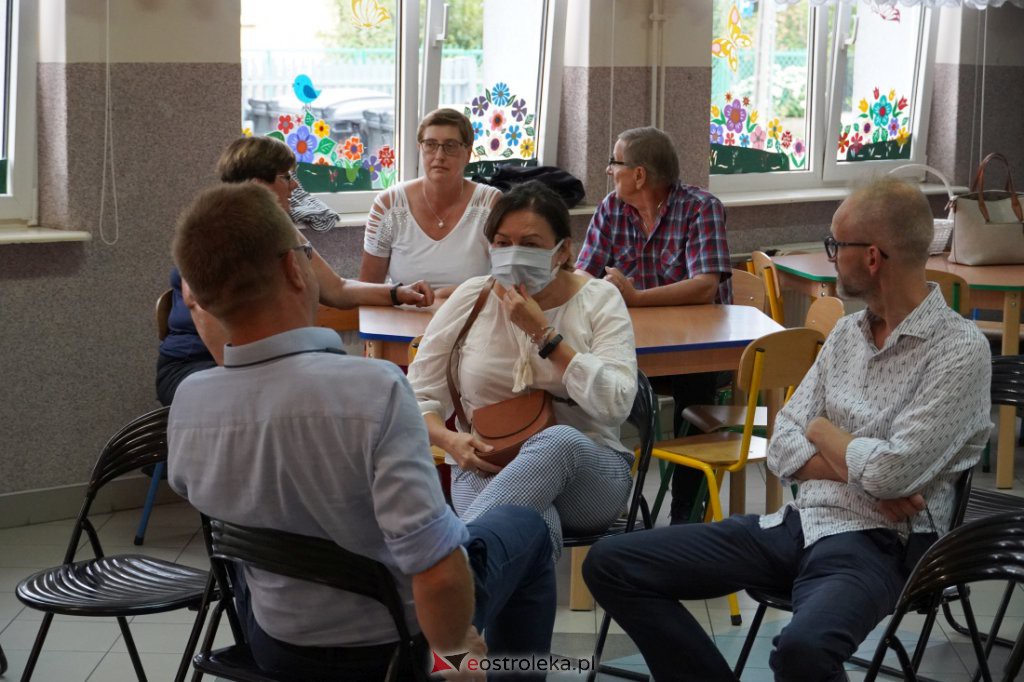 Spotkania autorskie - Alek Rogoziński - zdjęcie #28 - eOstroleka.pl