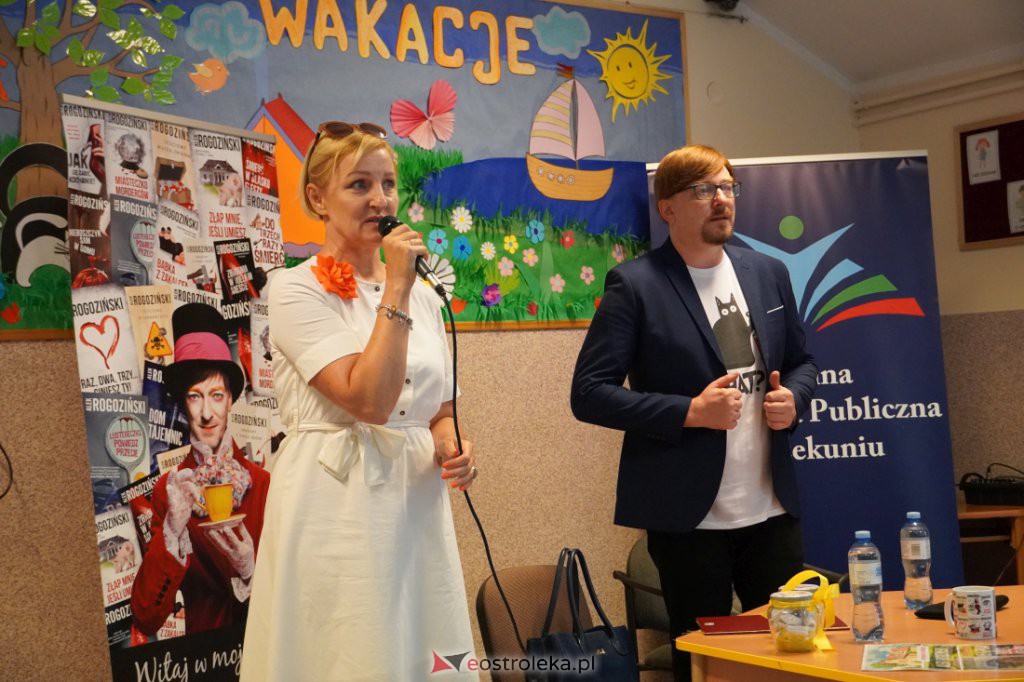 Spotkania autorskie - Alek Rogoziński - zdjęcie #23 - eOstroleka.pl