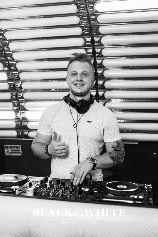 DJ SWAG w Clubie Black&White [09.07.2021] - zdjęcie #32 - eOstroleka.pl